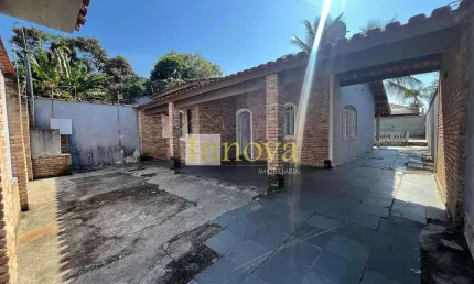Casa para locação, com 02 dormitórios e 350m da orla do massaguaçu, em caraguatatuba, litoral norte