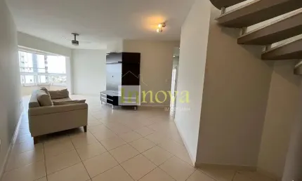 Excelente cobertura duplex, com 4 dormitórios sendo duas suítes, a 50m da praia do indaiá, em carag