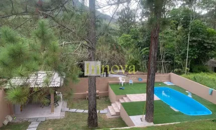 Linda casa nova à venda, com lazer completo em 480m2 de terreno, no bairro capricórnio iii, em cara