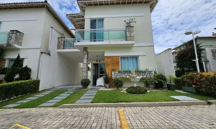 Casa de condomínio com 4 suítes e 4 banheiros à venda, 144 m² por r$ 720.000