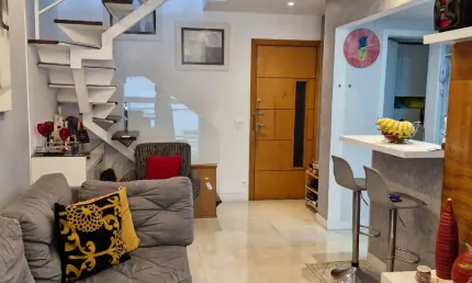 Linda cobertura duplex com piscina, 3 quartos, 2 suítes, 2 vagas em santa rosa