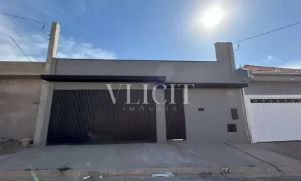 Casa com 3 quartos à venda no Jardim Natal, Franca 