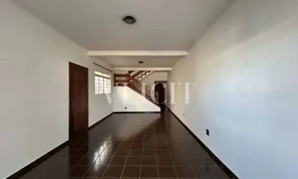 Casa com 3 quartos para alugar na Vila Champagnat, Franca 