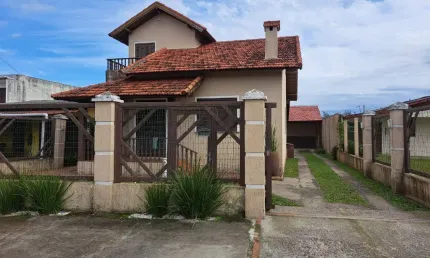 Casa com 2 quartos à venda na Rua Das Margaridas, 49, Balneário Jardim do Éden, Tramandaí