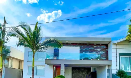 Casa em condomínio fechado com 4 quartos à venda na Avenida Guedner, 830, Zona 08, Maringá