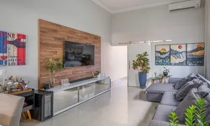 Casa com 3 quartos à venda na Rua Antenor Nascimento, YHG, Monte Castelo, São José dos Campos