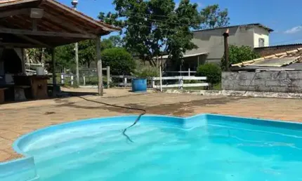 Chácara / sítio com 3 quartos à venda no Centro, Matozinhos 