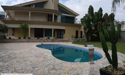 Magnífica casa na vila oliveira em terreno de 1.160m²