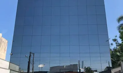 Excelente prédio comercial disponível para venda e locação
