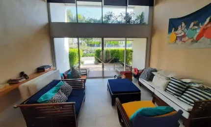 Casa em condomínio fechado na praia de pernambuco guarujá sp.