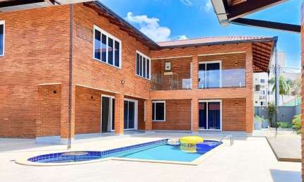 Casa com 4 quartos à venda no Garcia, Blumenau , 286 m2 por R$ 1.950.000