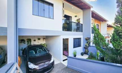 Casa com 3 quartos à venda no Velha, Blumenau , 115 m2 por R$ 658.000