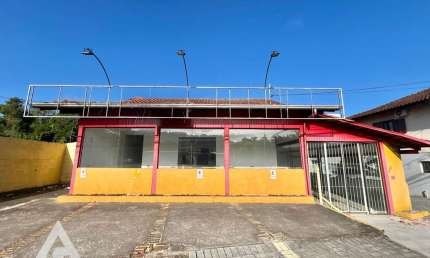 Sala comercial com 5 salas para alugar em Água Verde, Blumenau , 150 m2 por R$ 12.000