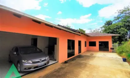 Casa com 3 quartos à venda no Itoupavazinha, Blumenau , 230 m2 por R$ 490.000