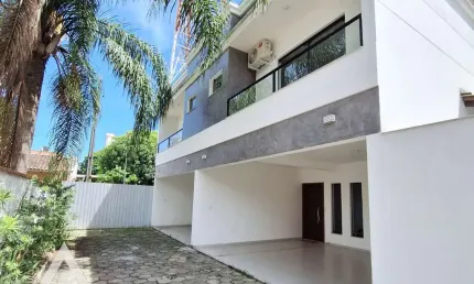Casa com 3 quartos à venda na Escola Agrícola, Blumenau , 107 m2 por R$ 720.000