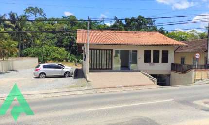 Casa com 6 quartos à venda no Itoupava Norte, Blumenau , 295 m2 por R$ 1.150.000