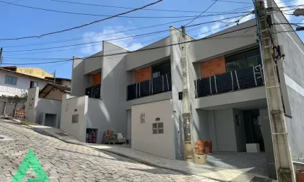 Casa com 3 quartos à venda em Água Verde, Blumenau , 129 m2 por R$ 585.000