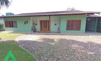 Casa com 3 quartos à venda na Bela Vista, Gaspar , 159 m2 por R$ 870.000