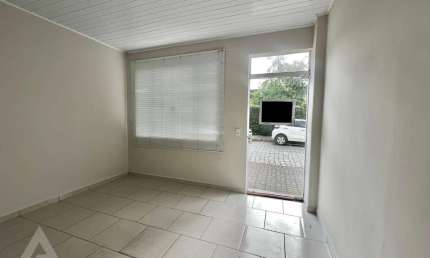 Sala comercial com 2 salas para alugar no Velha, Blumenau , 50 m2 por R$ 1.450