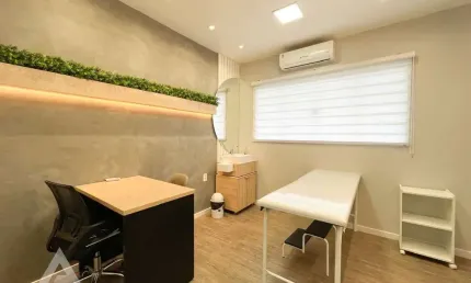 Ponto comercial para alugar no Itoupava Central, Blumenau  por R$ 1.936