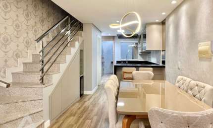 Casa com 2 quartos para alugar em Água Verde, Blumenau  por R$ 3.900