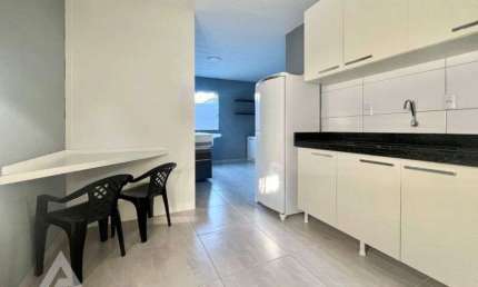 Apartamento com 1 quarto para alugar em Água Verde, Blumenau , 27 m2 por R$ 1.340