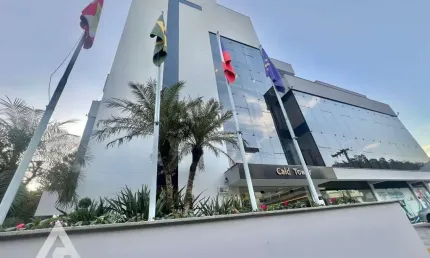 Ponto comercial com 1 sala para alugar no ponta aguda, blumenau  por r$ 1.300