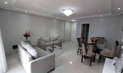 Vendo apartamento com 3 quartos + dependência no bairro candeias