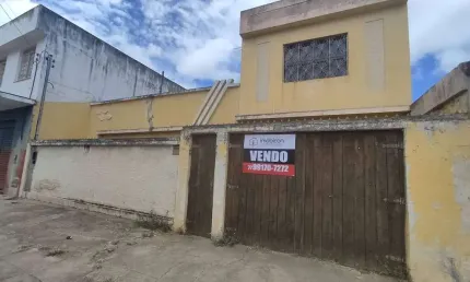 Vendo área/casa com 504 m²  na av. paraíba - bairro brasil