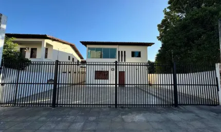 Casa com 5 quartos à venda na Avenida Braulino Santos, 1020, Candeias, Vitória da Conquista