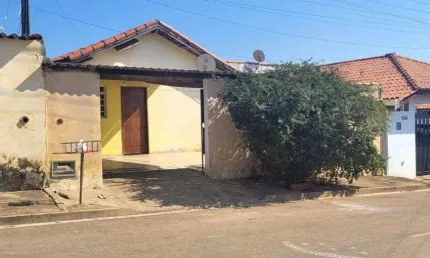 Casa com 3 quartos à venda na Alameda Vicente Ditata Filho, 152, Alcides Vieira, Araçoiaba da Serra