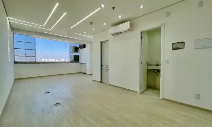 Linda sala para locação recém reformada no condomínio cube