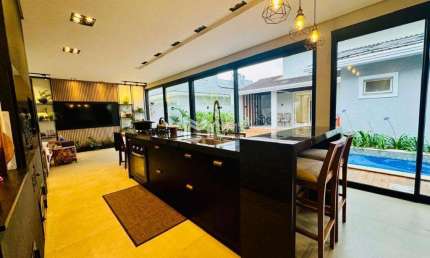 Casa à venda em Cascavel, Parque Verde, com 2 quartos, com 270 m², São Carlos