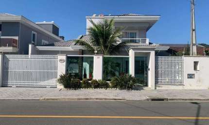 Casa com 4 quartos à venda na Rua Francisco Hardt, 223, Dona Francisca, Joinville, 355 m2 por R$ 2.300.000