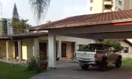 Casa com 3 quartos à venda na Rua Tijucas, 75, Centro, Joinville, 165 m2 por R$ 1.150.000