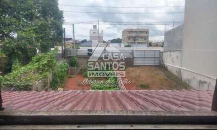 Terreno à venda no Jardim Triangulo, Pinhais  por R$ 700.000