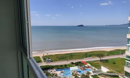 Apartamento para Venda em Balneário Piçarras, Itacolomi, 3 dormitórios, 3 suítes, 4 banheiros, 2 vagas
