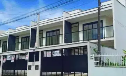 Sobrado para Venda em Barra Velha, Centro, 3 dormitórios, 3 suítes, 4 banheiros, 2 vagas