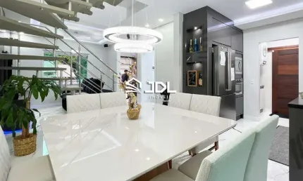 Casa com 3 dormitórios à venda, 139 m² por R$ 800.000,00 - Nova Esperança - Blumenau/SC