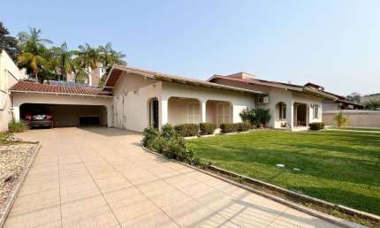 Casa com 3 dormitórios à venda, 320 m² por R$ 1.800.000,00 - Escola Agrícola - Blumenau/SC