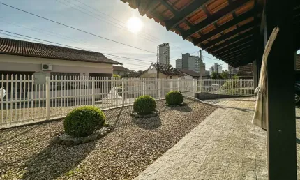 Casa com 3 quartos à venda no Velha, Blumenau 
