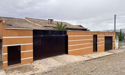 Casa com 5 dormitórios à venda, 335 m² por R$ 1.650.000,00 - Fortaleza - Blumenau/SC