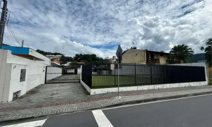 Casa à venda, 210 m² por R$ 3.000.000,00 - Garcia - Blumenau/SC