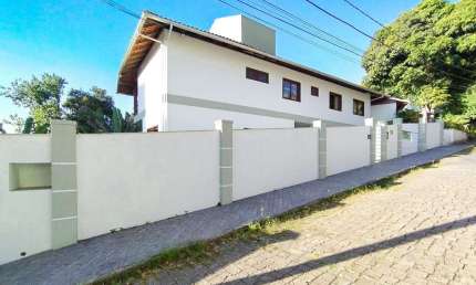 Casa à venda, 400 m² por R$ 1.090.000,00 - Garcia - Blumenau/SC