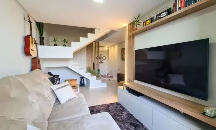 Casa com 2 dormitórios à venda, 107 m² por R$ 600.000,00 - Água Verde - Blumenau/SC