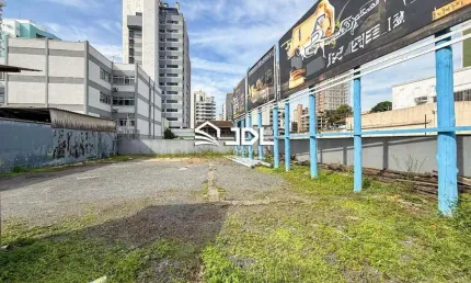 Terreno em localizaçao privilegiada no bairro ponta aguda