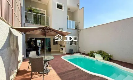 Casa com 3 dormitórios à venda, 157 m² por R$ 950.000,00 - Velha - Blumenau/SC