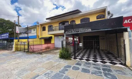 Terreno Comercial e Residencial à Venda no Vila Hauer |  723m  com Lojas e Estacionamento