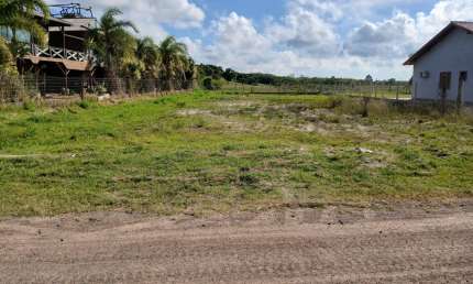 Terreno no Condomínio Pontal dos Açorianos, na beira da Lagoa Palmital
