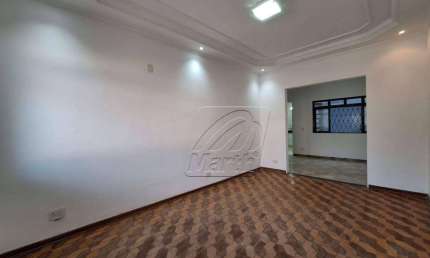 Casa com 3 dormitórios para alugar, 111 m² por R$ 2.500/mês - Centro - Piracicaba/SP
